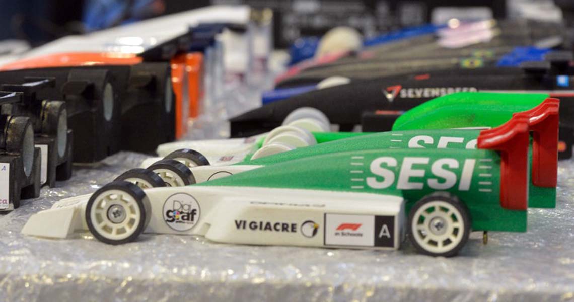 Comunicado de seleção de alunos para o Projeto F1 in Schools 2019/2020
