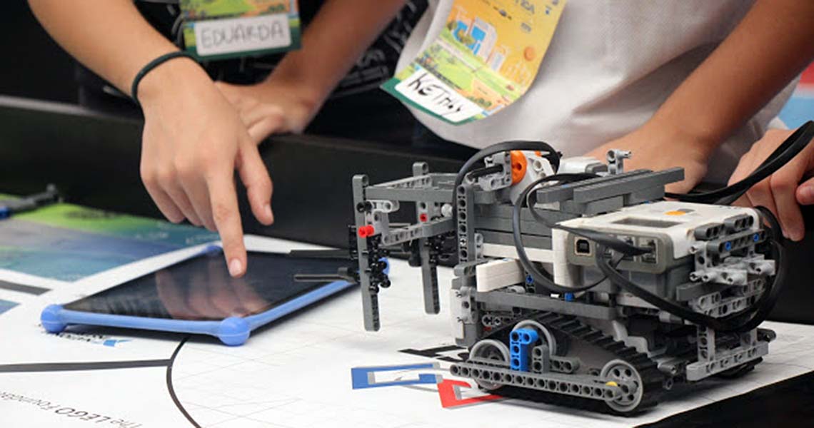 Comunicado de seleção de alunos para o Projeto FLL 2019/2020