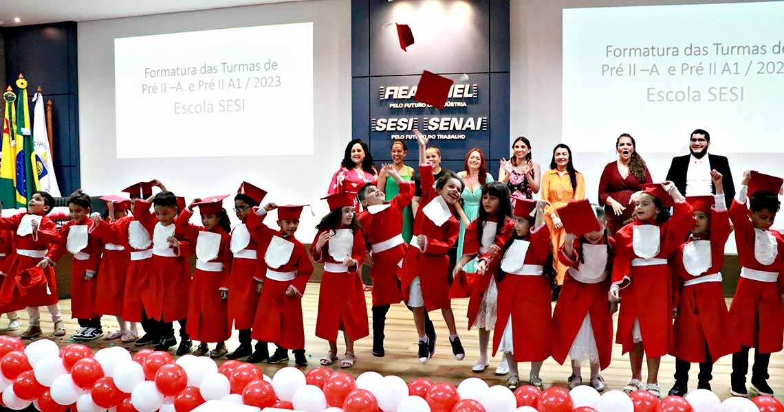 Escola SESI realiza formatura dos estudantes da pré-escola